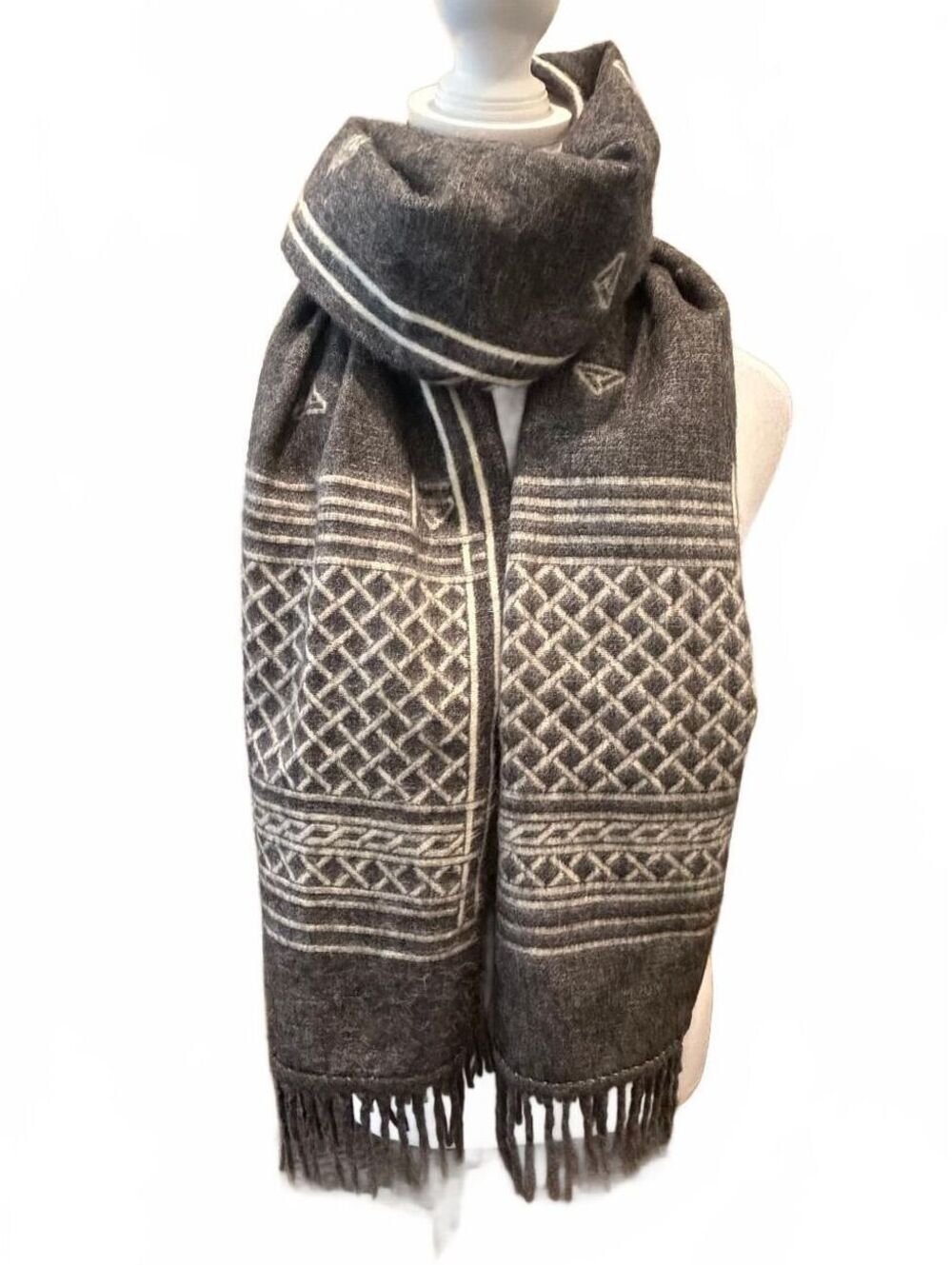 Loro Piana Italy Gray Cashmere Fair Isle Knit Fringe Scarf Geometric Lattice
